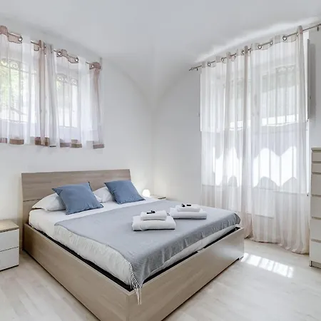 Lägenhet Vivilo Collection - Brescia - 2bd 2 Baths Rom