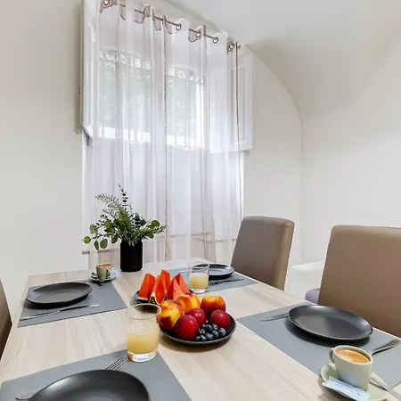 Vivilo Collection - Brescia - 2bd 2 Baths * רומא