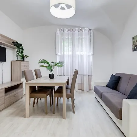Lägenhet Vivilo Collection - Brescia - 2bd 2 Baths Rom