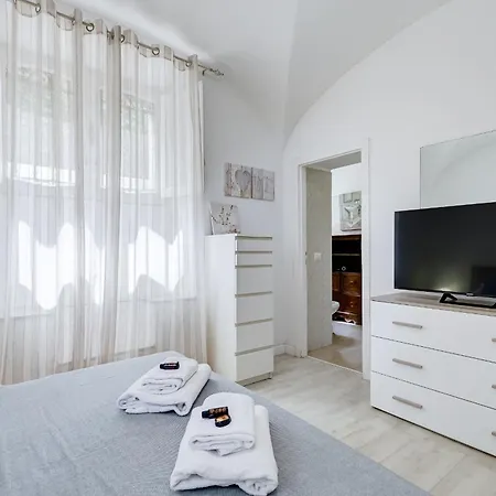 Vivilo Collection - Brescia - 2bd 2 Baths Lägenhet Rom
