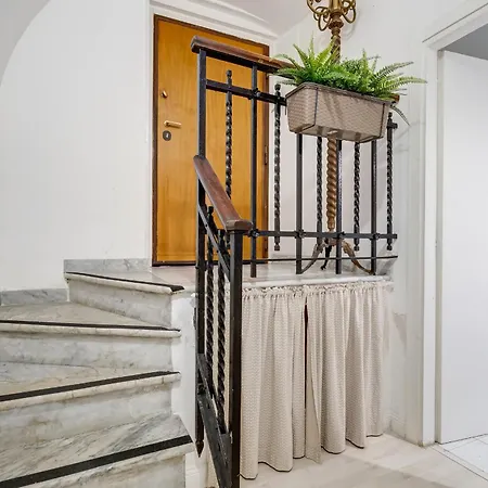 Vivilo Collection - Brescia - 2bd 2 Baths Rome