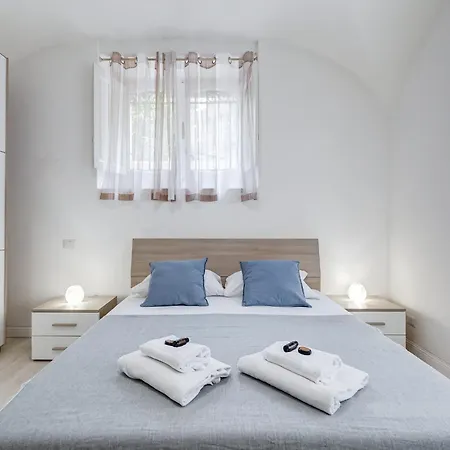 Vivilo Collection - Brescia - 2bd 2 Baths *